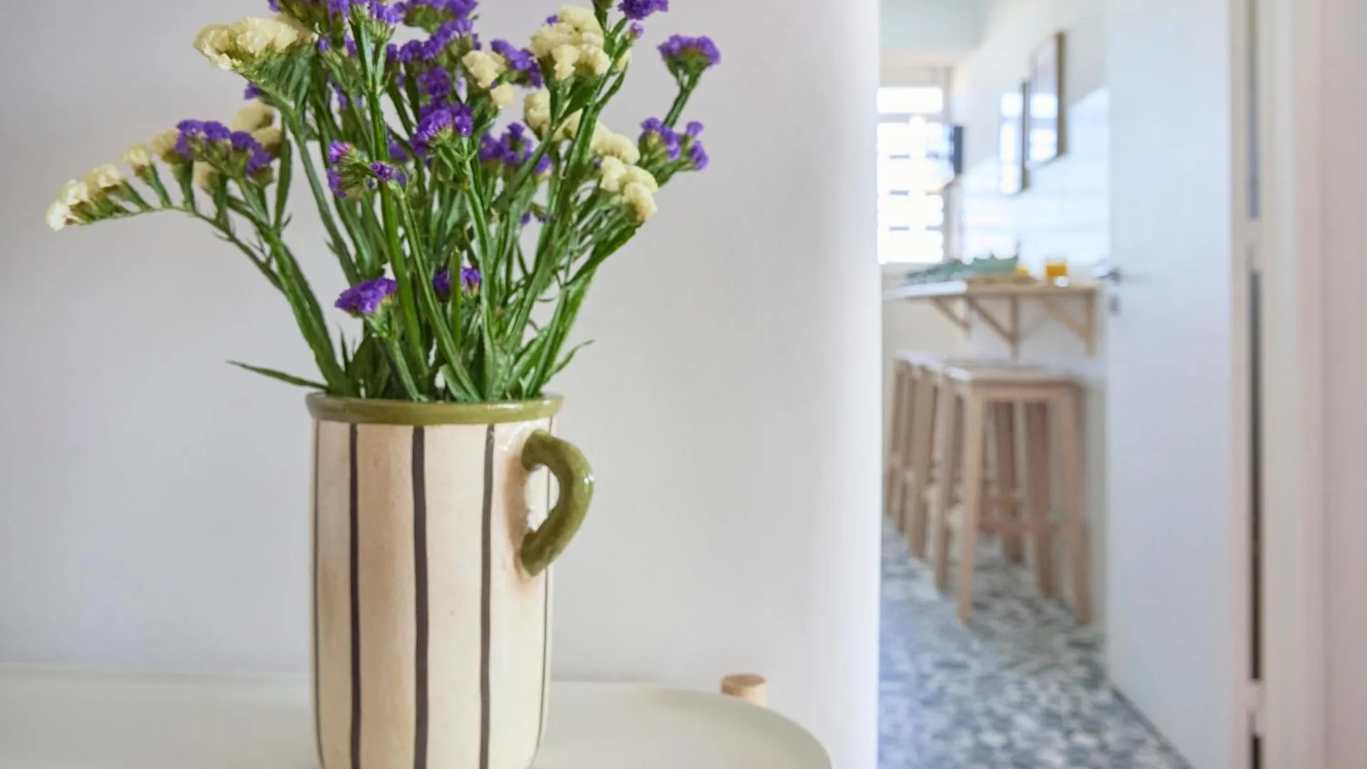Sunny Graca, River View, By Timecooler Lisbon Apartment