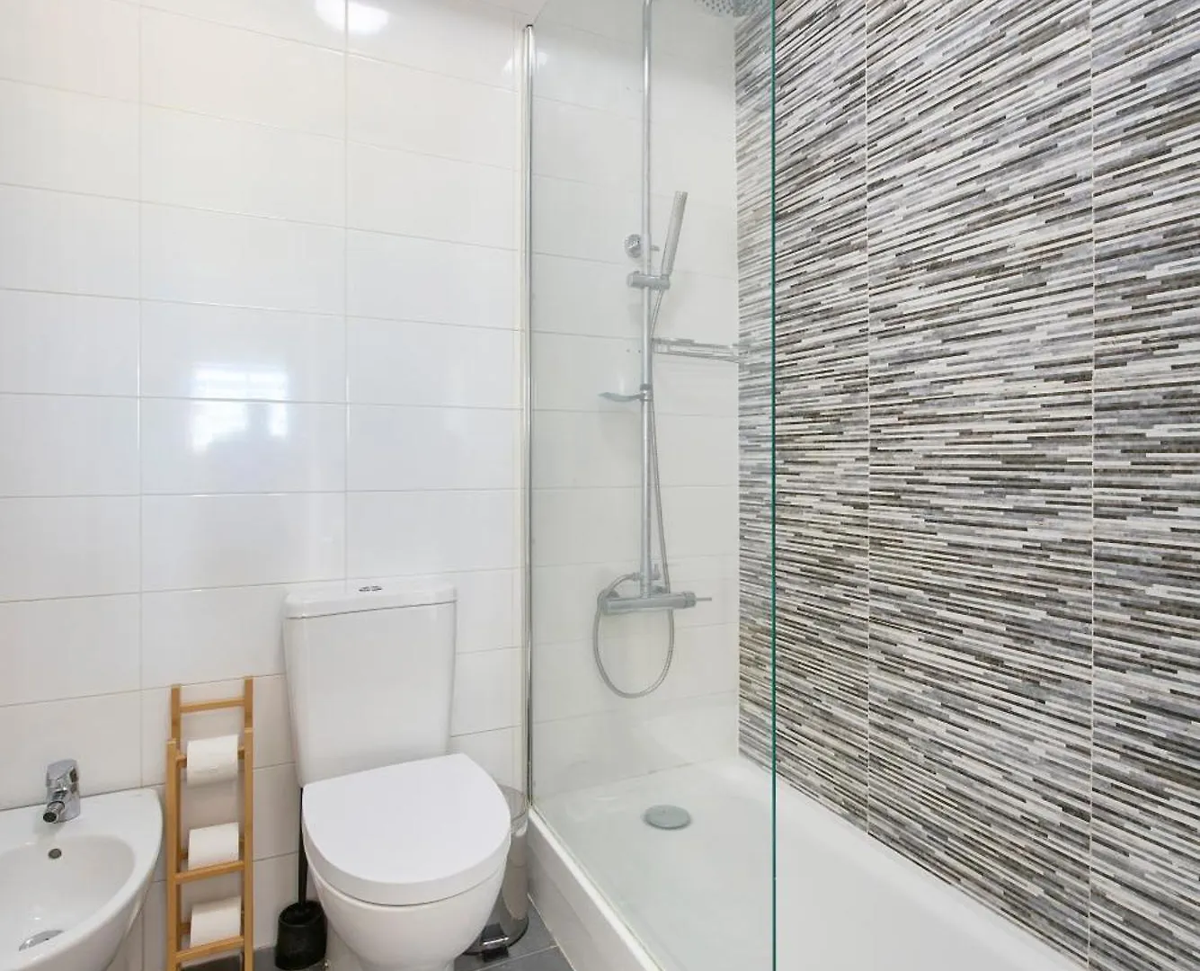 Apartment Sunny Graca, River View, By Timecooler Lisbon
